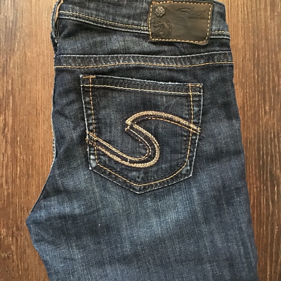 Silver Jeans - Picture 2 of 6